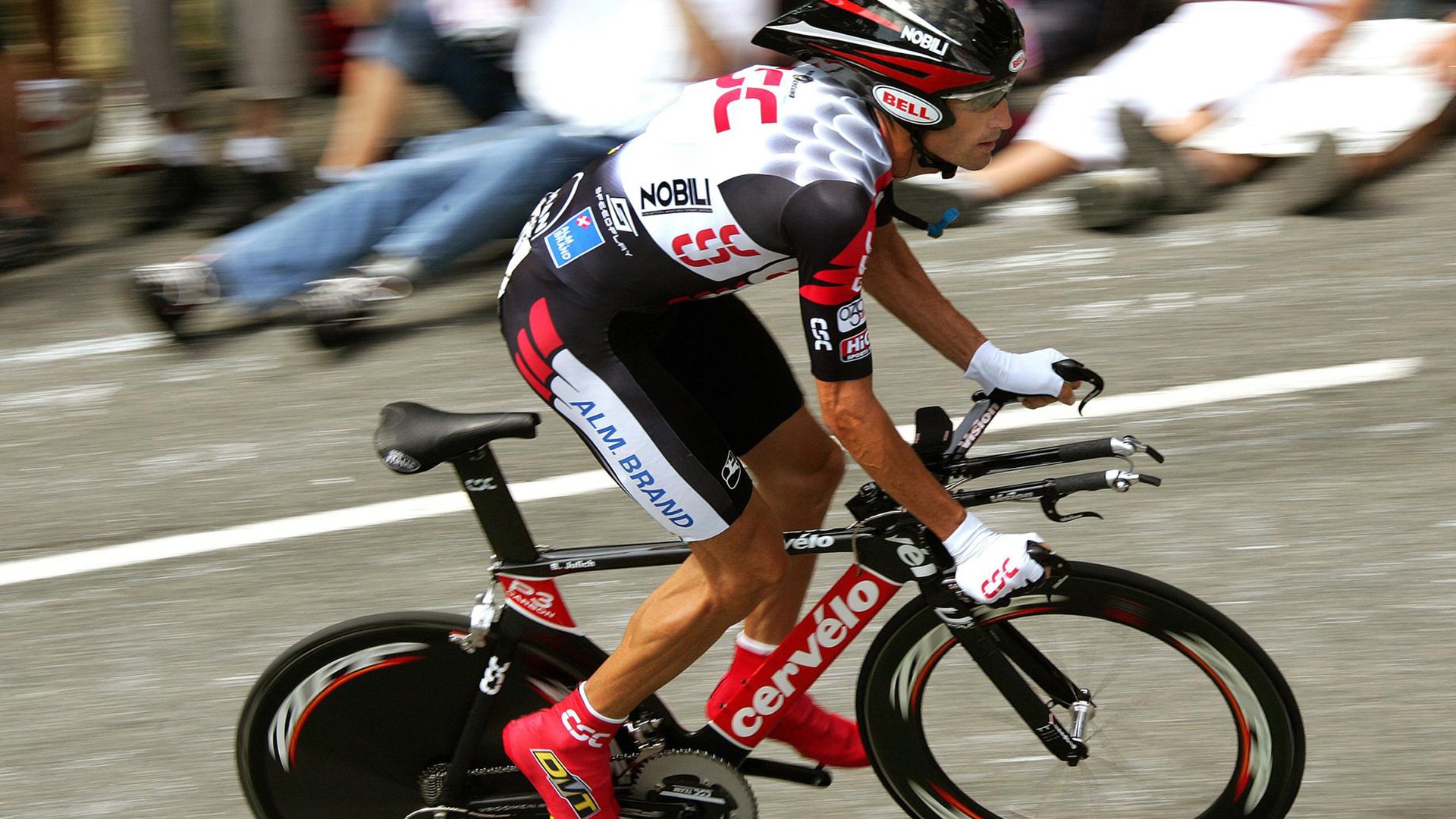 孤胆骑士与王朝壁垒,爱德华兹一剑封喉,斩落北京的不败金身